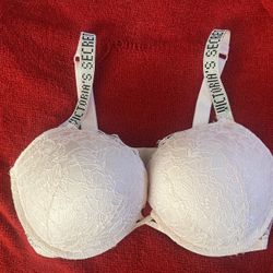 New VS Bras With Tags 