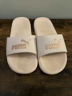 Puma Flip Flops - Size 10