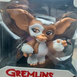 GREMLINS VINYL FIGURES DOLLS
