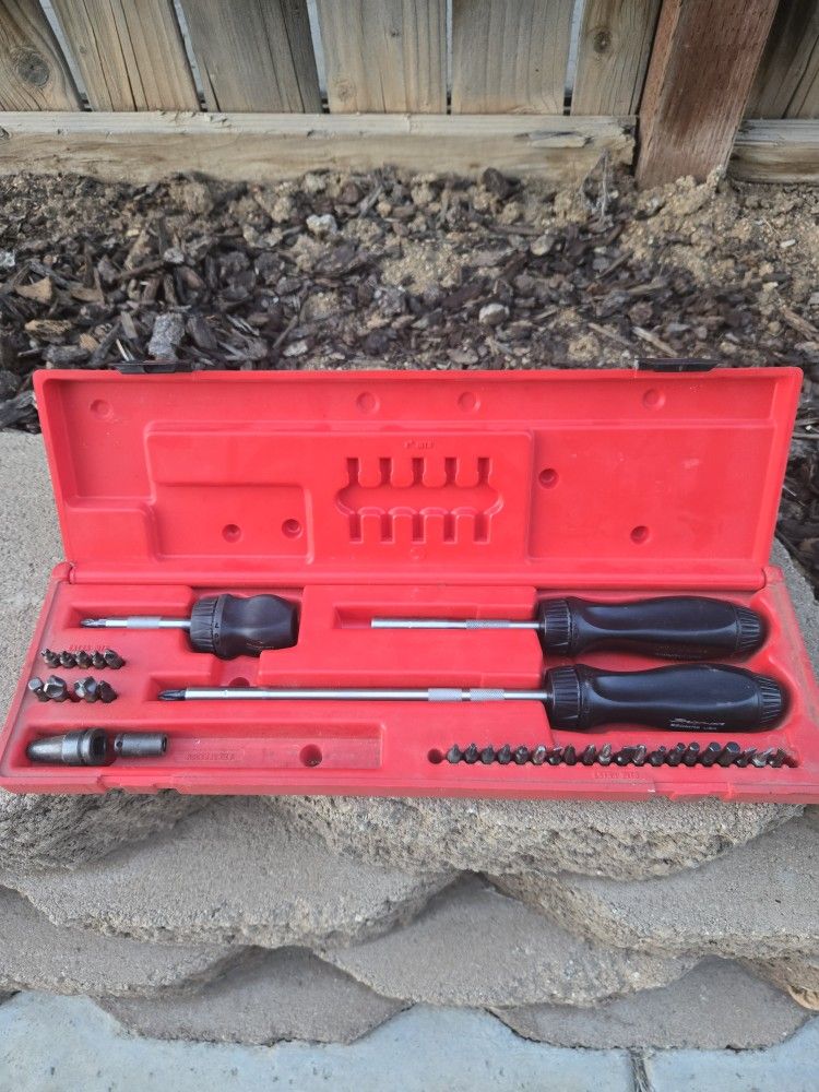 Snap-on Ratcheting Screwdriver Set, All Work Good