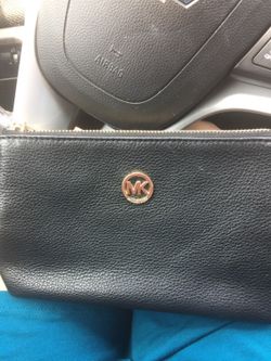 Michael Kors small wallet/clutch