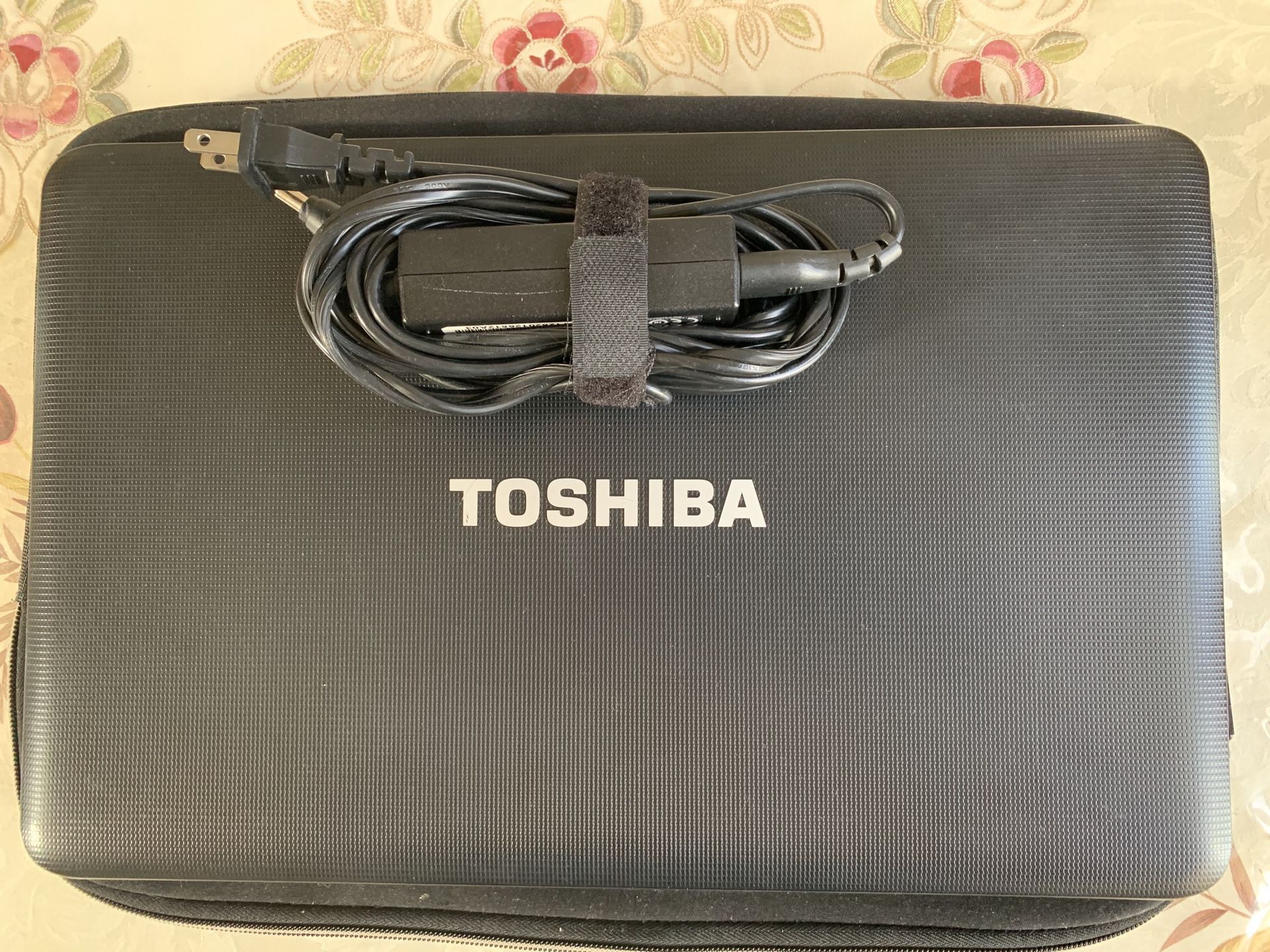 Toshiba Satellite C855-S5346 15.6" Laptop Computer Windows 10
