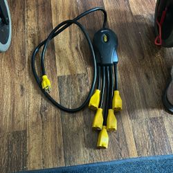 Shoplogic 5 Outlet Powersquid. 4' 14 Gauge Wire. Lighted Switch w/ 15 Amp Breake