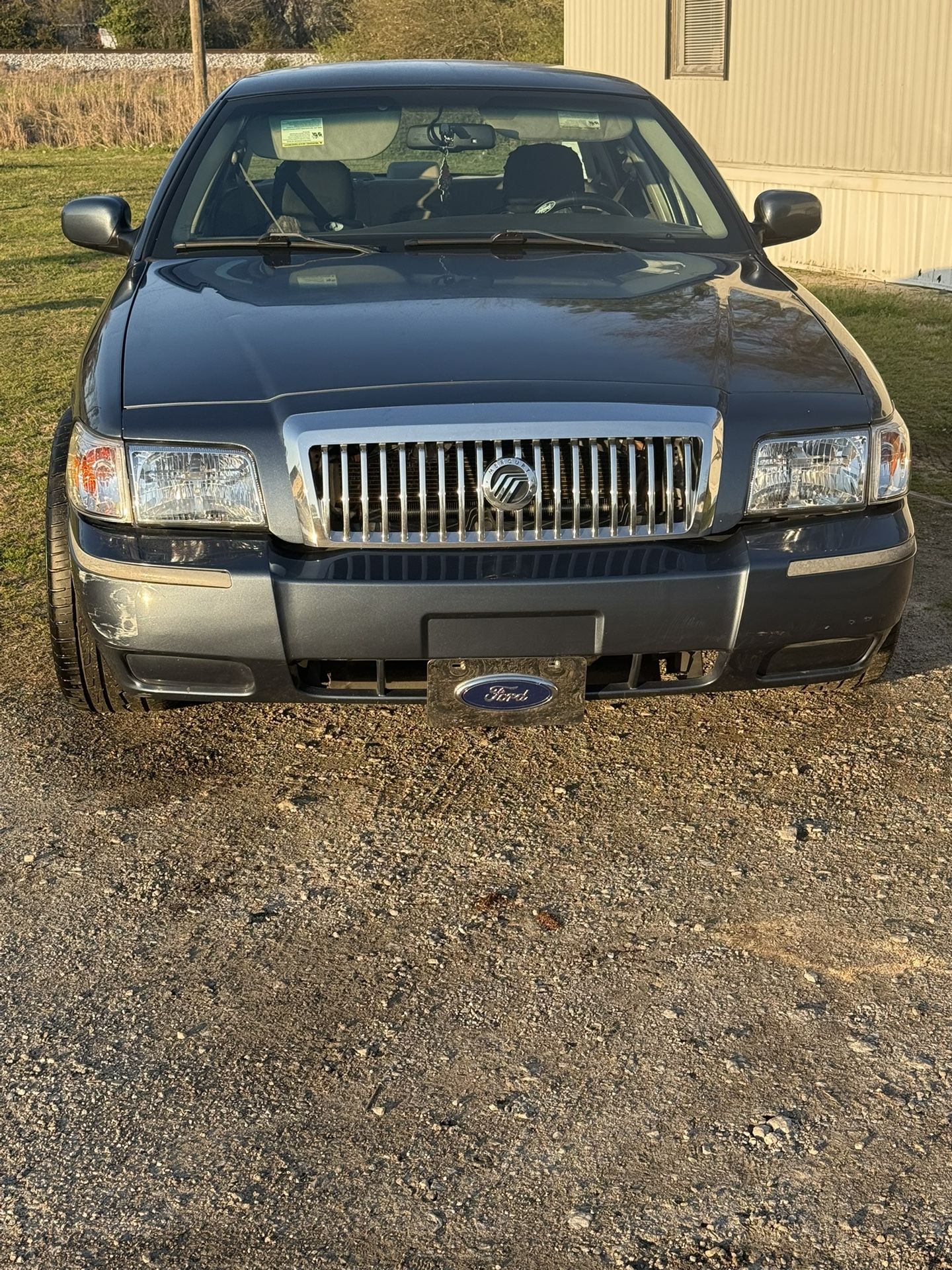2010 Mercury Grand Marquis