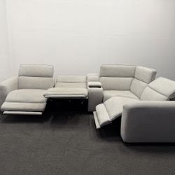 Power Recliner 5 Piece Sectional Sofa with Power Headrest. Bob’s Moonlight Dove 123'' - Free Delivery and set up.