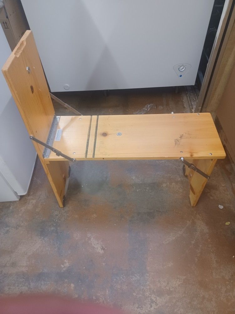 Folding Art Horse Bench Artist Painters Or As A Easel Current Retail Online 268.00  https://offerup.co/faYXKzQFnY?$deeplink_path=/redirect/