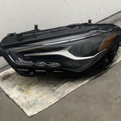 2024-2025 W118 CLA200 MERCEDES BENZ LEFT DRIVER SIDE HEADLIGHT FULL LED ORIGINAL FACTORY OEM IN PRISTINE CONDITION 