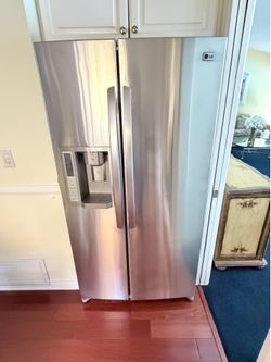 LG Stainless-Steel Side-by-Side Refrigerator