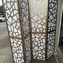 4 Panel Divider - Like New