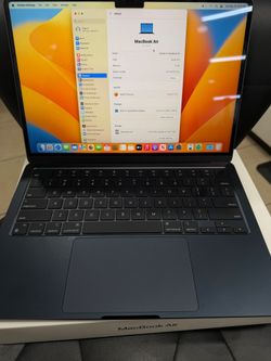 MacBook Air M2
