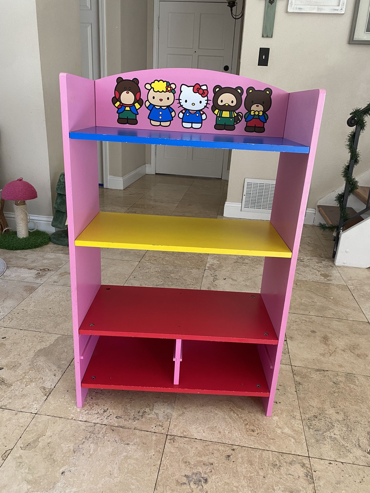 Hello kitty Bookshelf