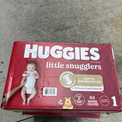 Huggies Snugglers Size 1 Diapers