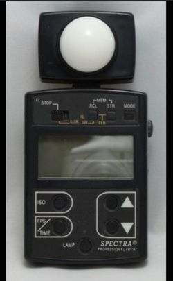 Spectra Cine Professional IV-A Digital Exposure Meter