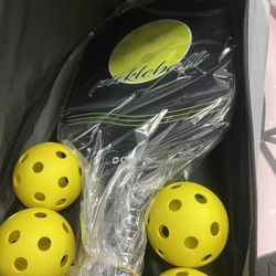 Pickle Ball Paddle Set With Balls