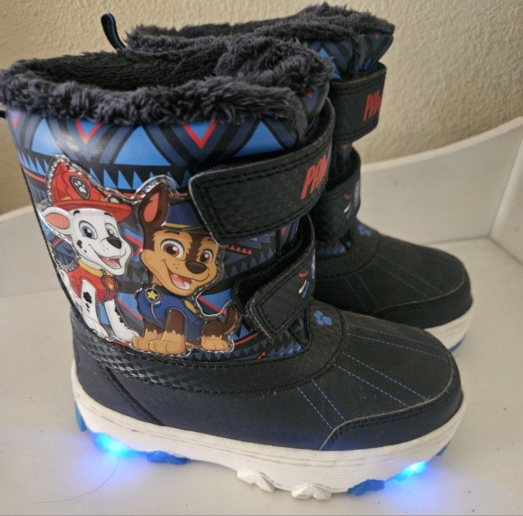 Kids Winter/Snow Boots. Size 10. $15