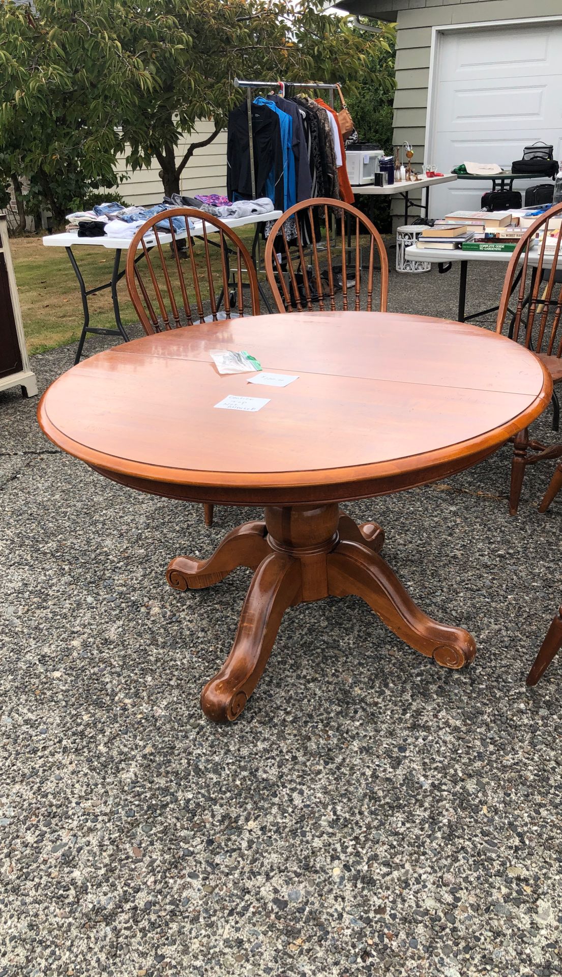 Ethan Allen table with 5 chairs for Sale in Enumclaw, WA OfferUp
