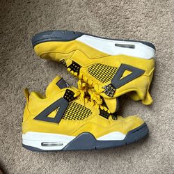 Air Jordan 4 Retro Lightning