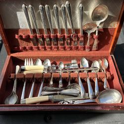 Silver Plated Silverware Set