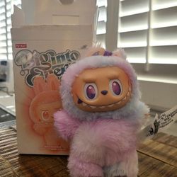 Pop Mart Labubu