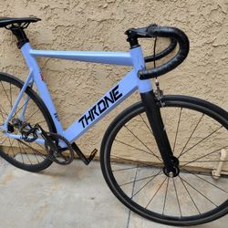 58cmThrone Tracklord Super New Conditions 