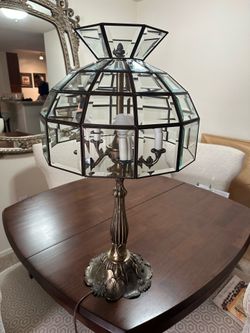 Table lamp