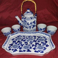 Cobalt blue and white vintage tea set by
Misty Rose - Super White China