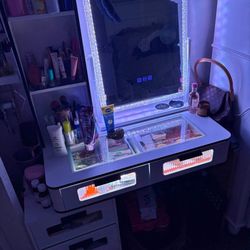 Vanity 