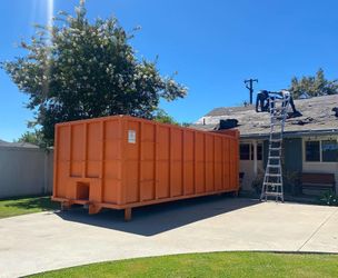 MEGA 35-Yard Dumpster Special! Go Big. Save Bigger. Only with Truck & Go. 💪