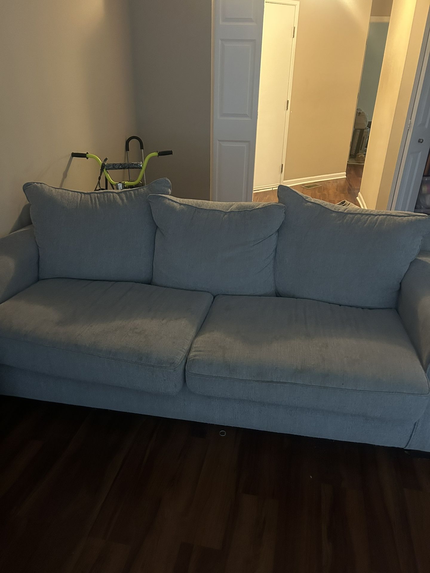 Loveseats - 2 Seater Couch / Sofa