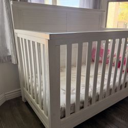Crib With Mattress 