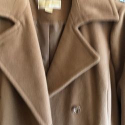 Michael Kors nice pieca new never worn org $320 asking only$200 best gift for her size PL