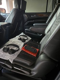 Wireless headset and remote control television cadillac
