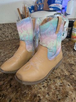 Girls boots