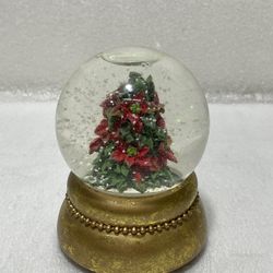 Musical Christmas Snow Globe / Water Globe#11