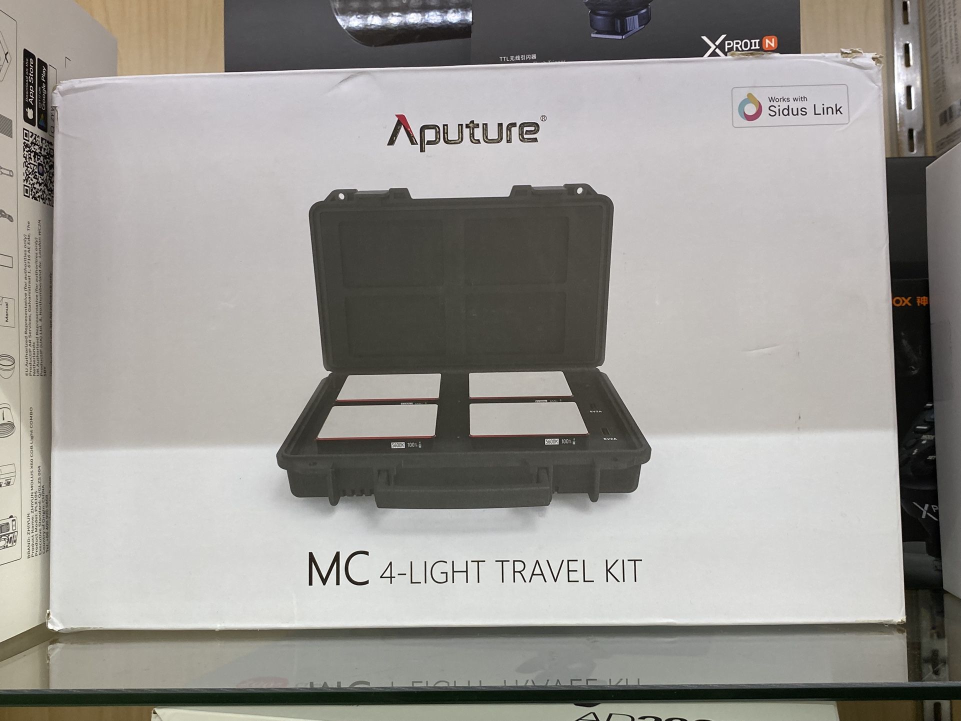 Aputure MC Light Travel Kit W/ Charging Case