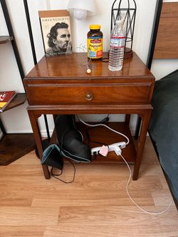 Night stand