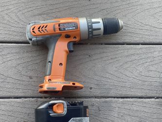 Ridgid 14.4 Volt Drill/ Battery