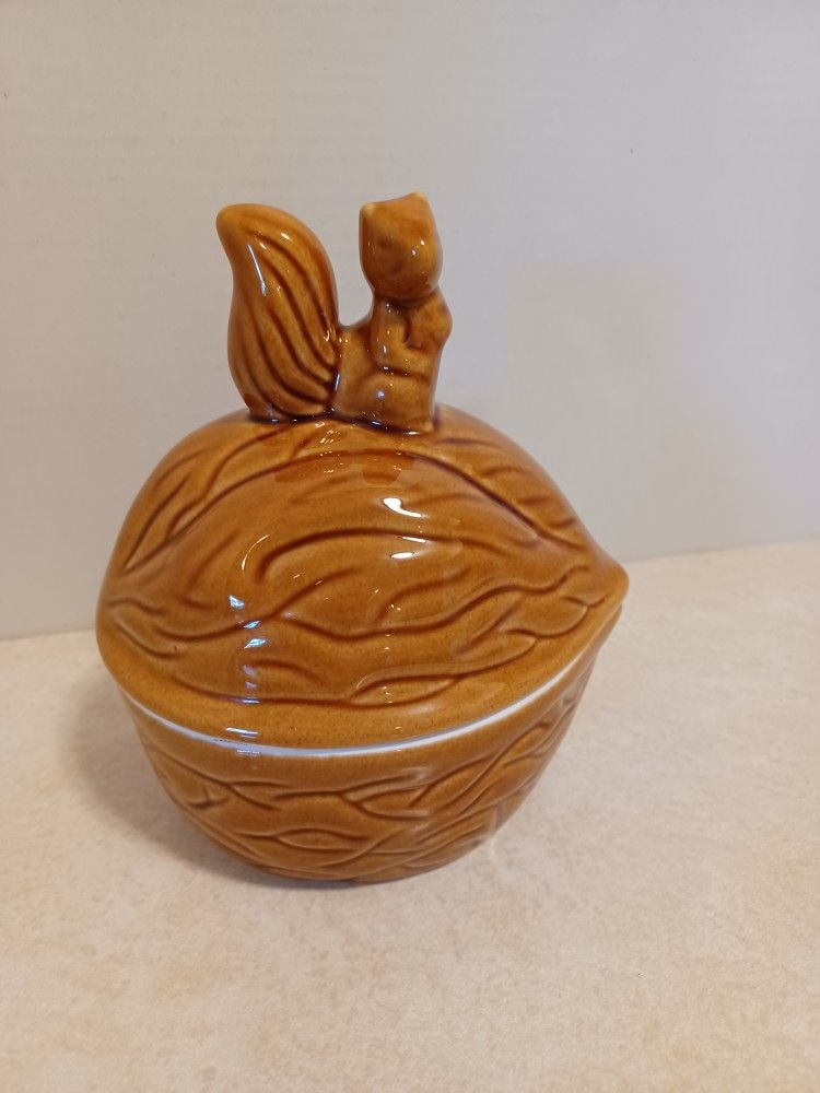 Bushy Tail Squirrel On Nut Ceramic Dish