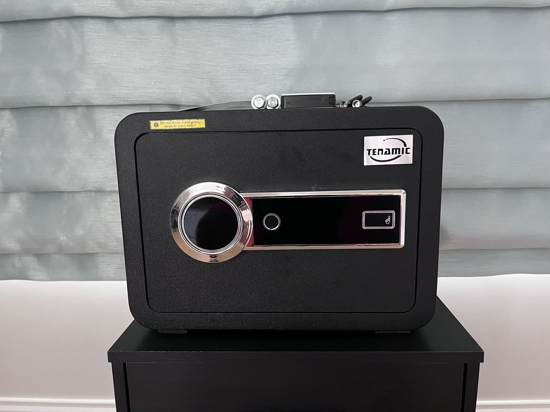 Teramic Safe Box