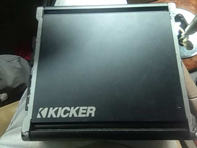 Kicker Amp Cxa800.1 (1600 Watts Max 1 Ohm Stable)