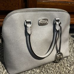 MK Purse 