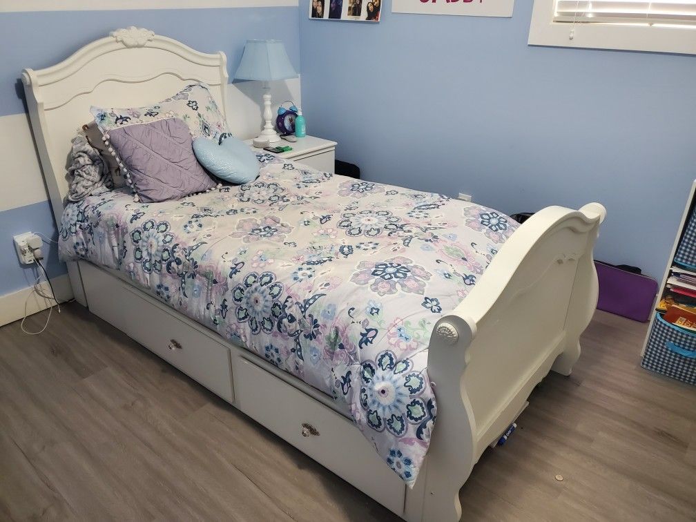 Twin bed white with mattress and under storage