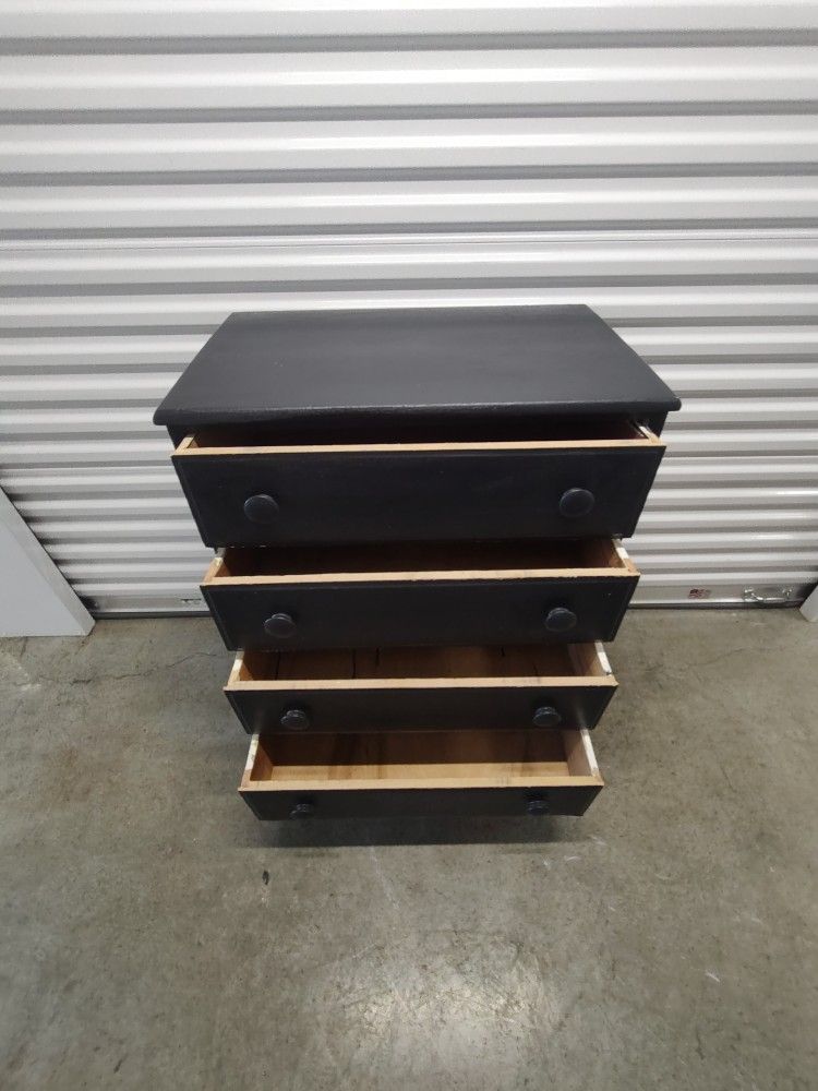 Wood Dresser, Free Delivery👍
