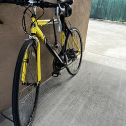 GMC Denali 700c Road Bike