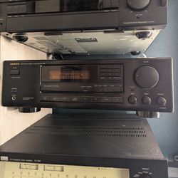 Onkyo R1 Receiver + Remote