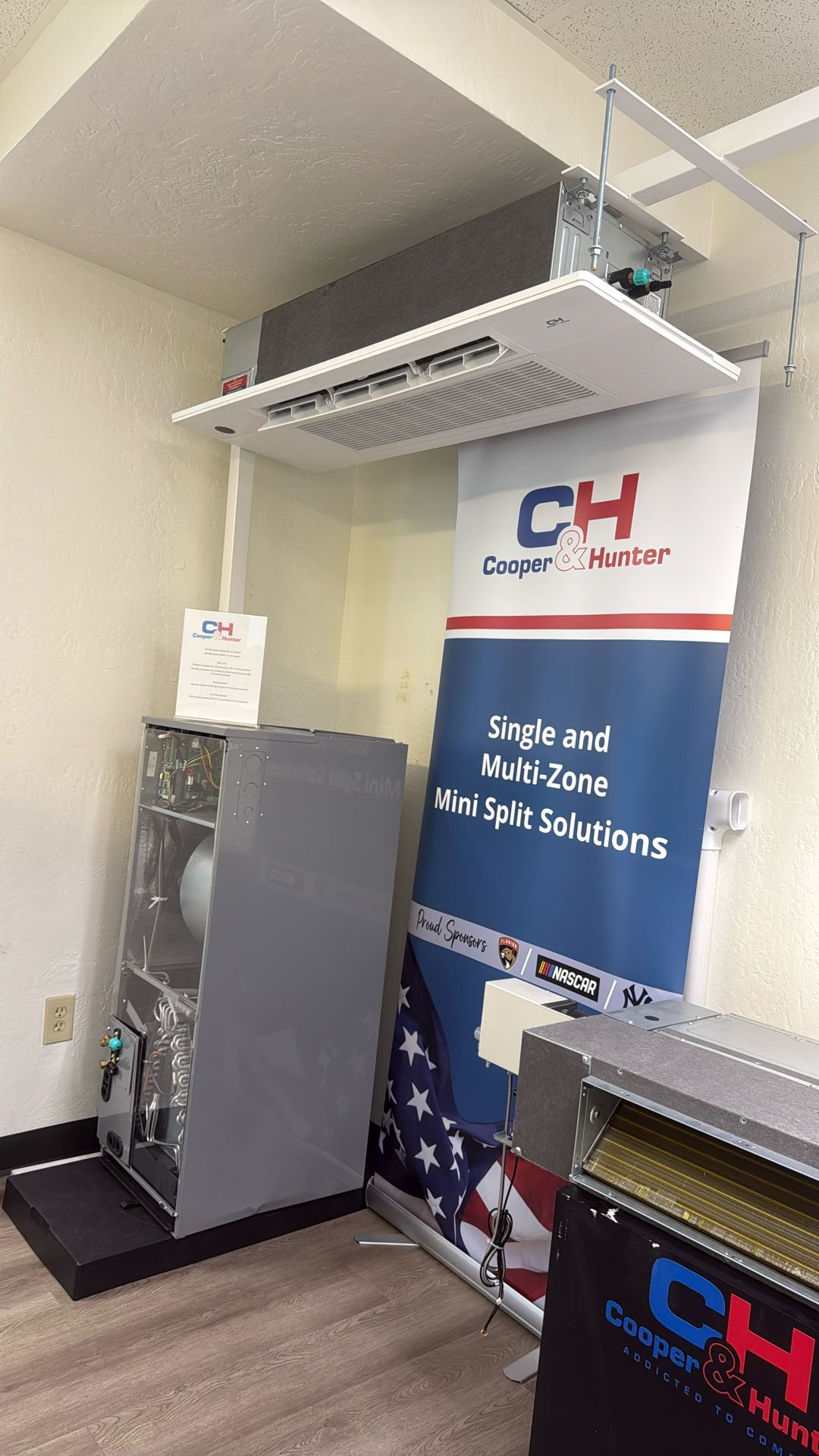 Cooper & Hunter Reliable performance: Cooper and Hunter has a reputation for quality products