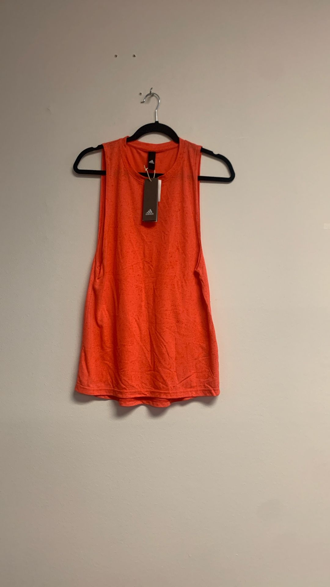 adidas Women’s Fleck Tank. S. Orange.
