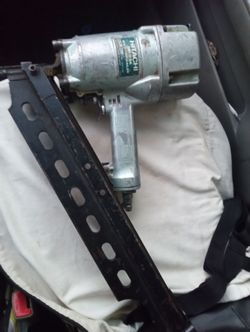 Hitachi strip nailer