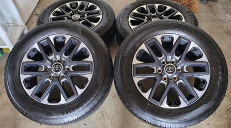 20 inch rims Stock rims and tires TOYOTA TUNDRA all matching YOKOHAMA 265/60/20 tires in excellent condition