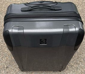 Set of 2 REVO Suitcases Luggage